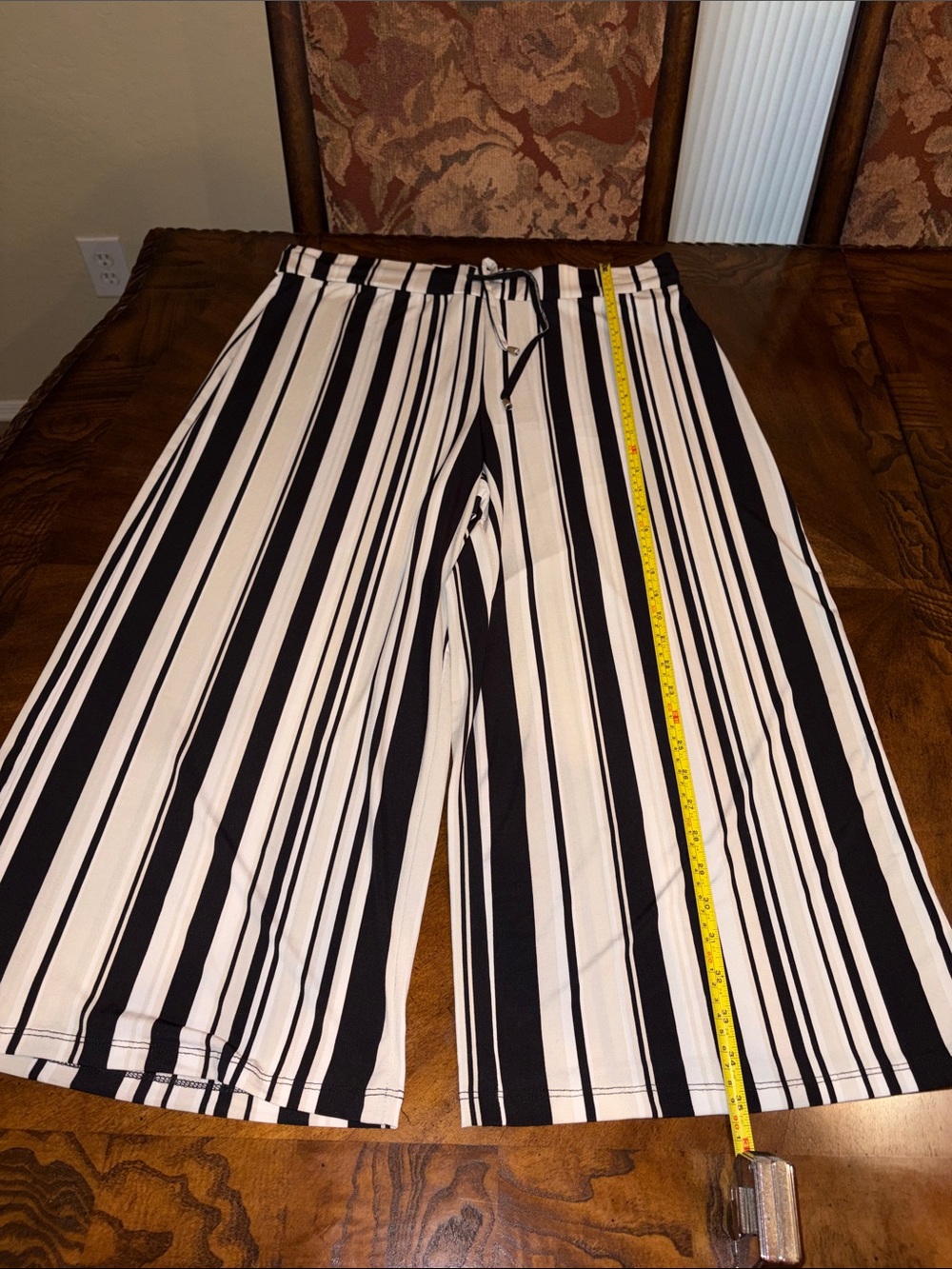 Jones New York Black White Striped Wide Leg Cropped Pants XL
